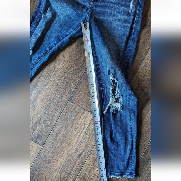 BKE Stella Mid Rise Slim Fit Ankle Skinny Jeans Womens Size 26 Distress Stretch. - Picture 13 of 15